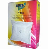 Confezione di sacchetti per aspirapolvere Y18M di Candy e Hoover, include 4 pezzi, ideale per vari modelli di aspirapolvere. Imballaggio colorato con dettagli sulle compatibilità.